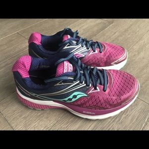 Saucony Everun Ride 9 Running Shoes